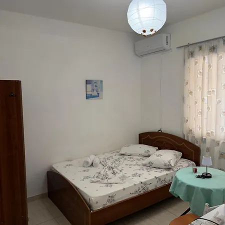 Villa Cela דורס